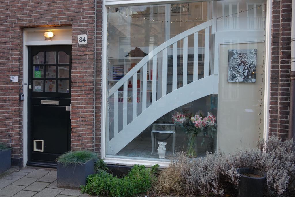 A Bed & Breakfast Flynt Amsterdam Exterior photo